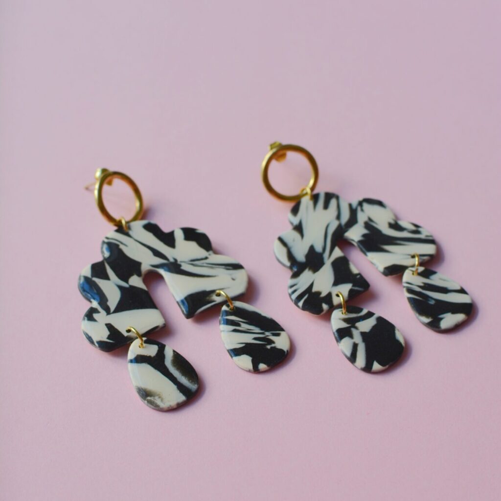 Boucles d'oreilles Victoria beige et noir Saboom