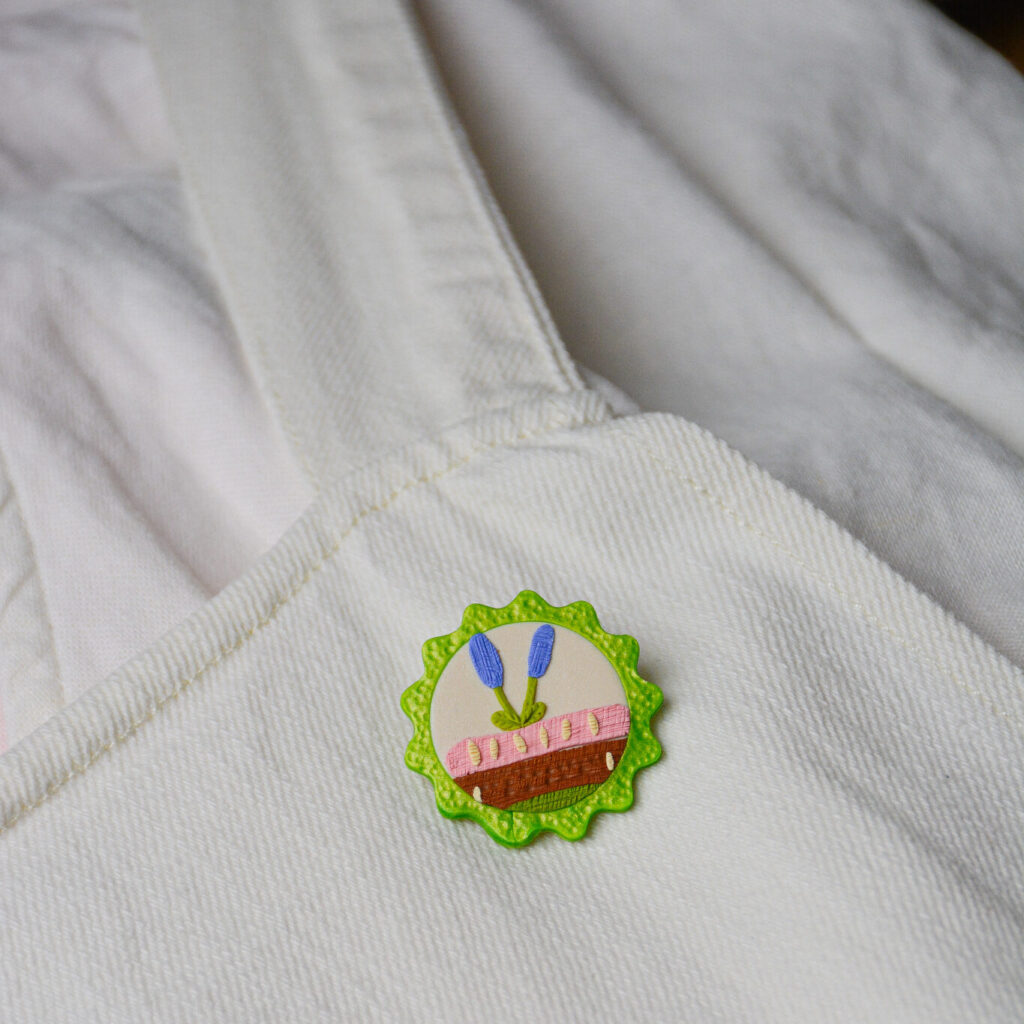 Broche – Coin lecture